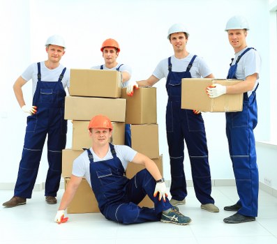 Moving truck service for homes and flats in Colindale