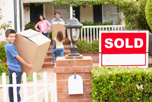 Local moving team supporting a house or office move in Colindale
